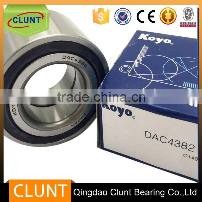 Original Japan Koyo wheel hub bearing DAC25560032
