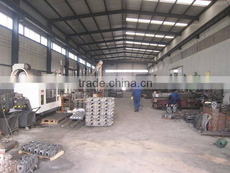 J2 diesel engine spare parts cylinder head