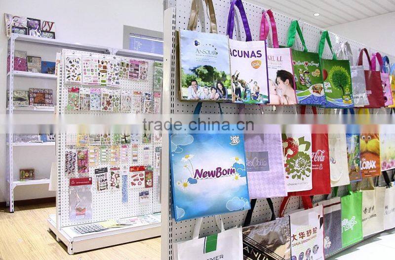 Fashionable custom shaped magnetic fridge sticker