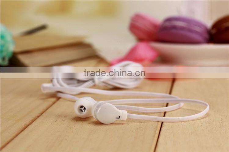 cute and cheap earphones with mic for kid and girl