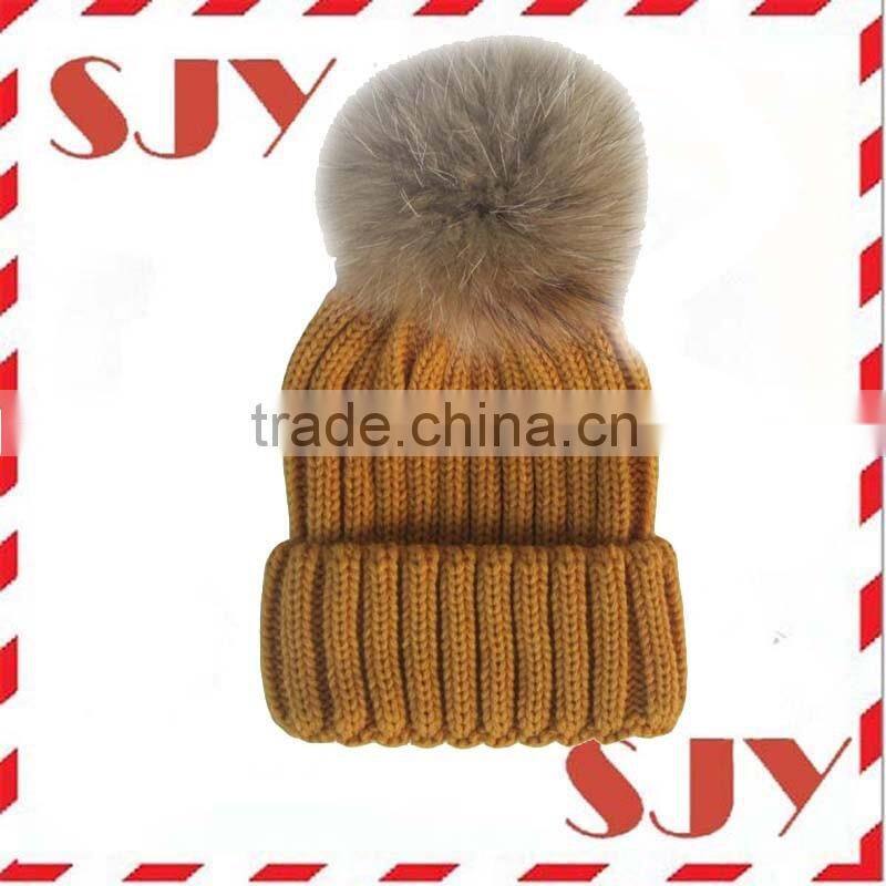 New arrival custom racoon pom pom beret hat