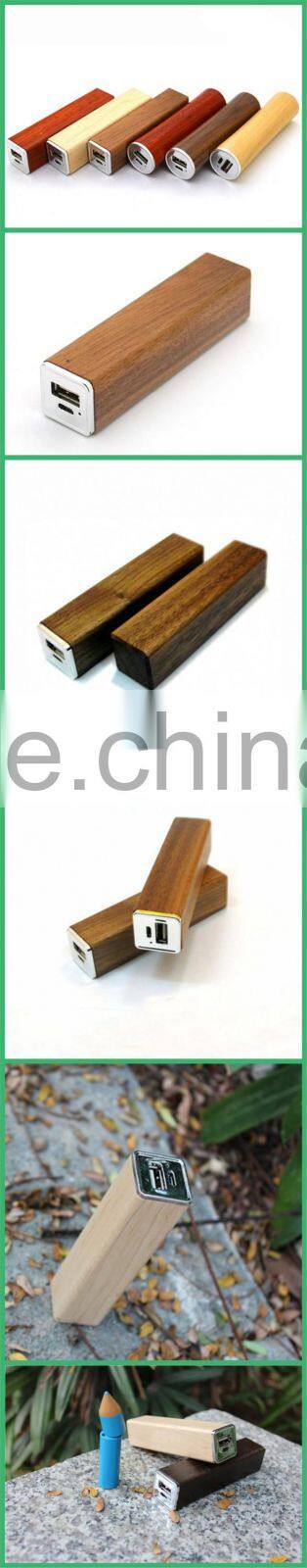 Wooden mini usb power bank with smart phone charger,5600Mah 18650 hot sell power bank for iphone for samsung for htc