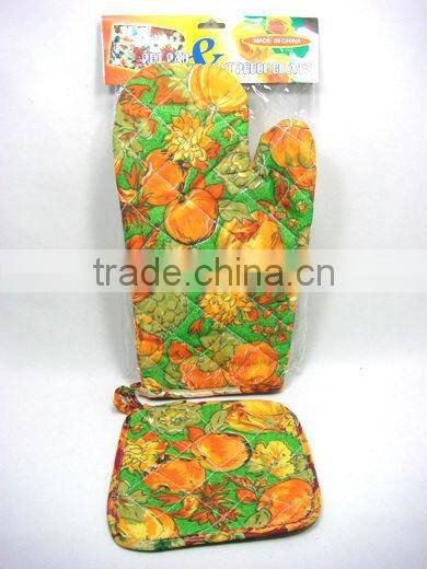 Kitchen Use, Heat Resistant, Oven MITT, Apron & Pot Pad For One Dollar Item