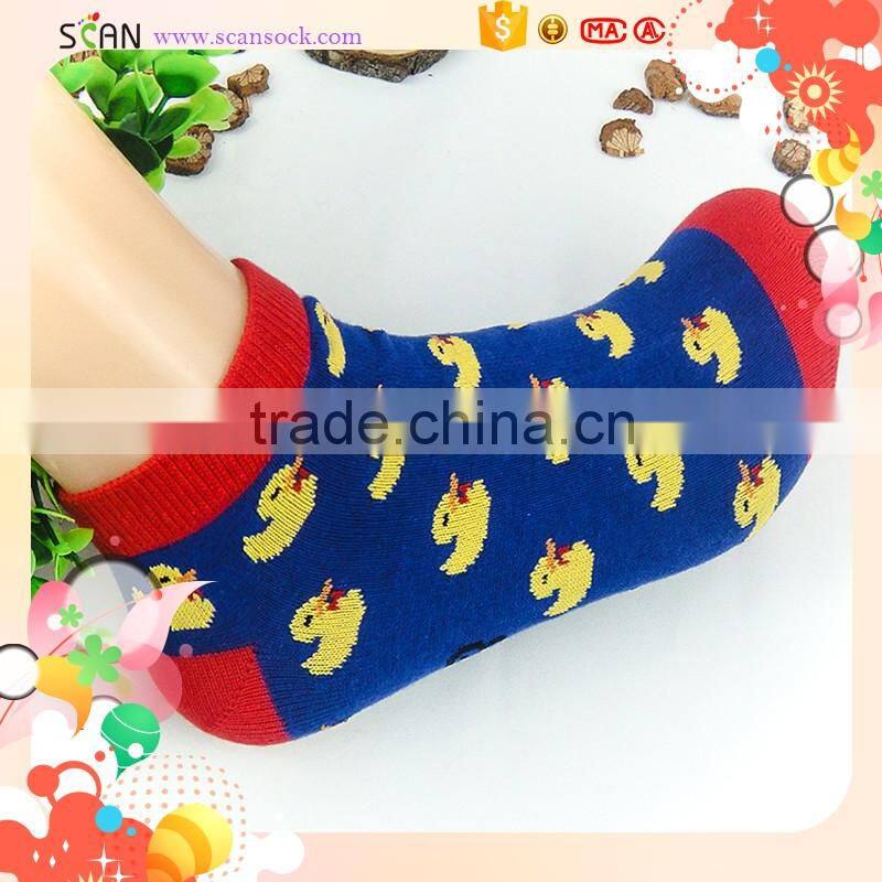 New design red blue sock with baby duck