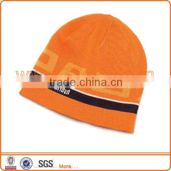 Thick Plain Knitted Beanies with Letter Custom label Cap Factory