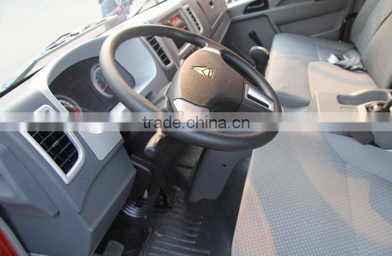 Marca china Sinotruk 115hp new condition self-discharging truck