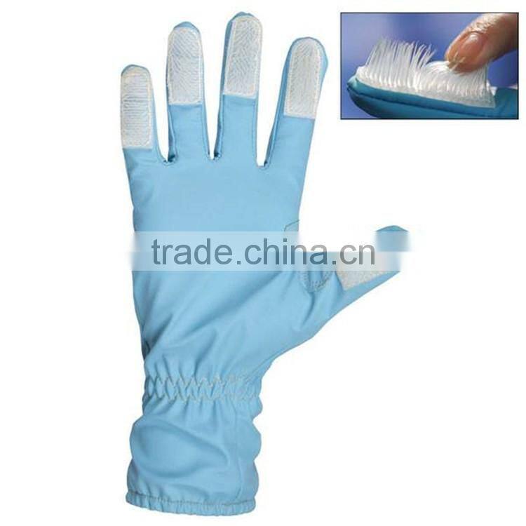 Revolutionary Cleaning Gloves with Fingers Scrub Magic Bristle Cleaning Gloves