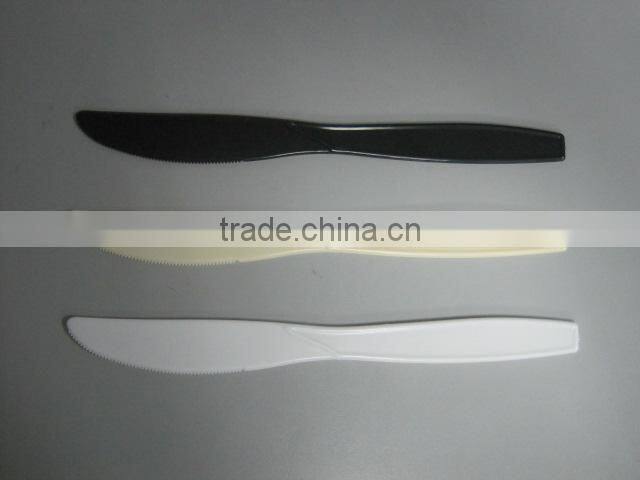 plastic knife