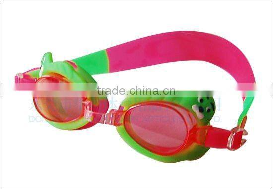 Cute cartoon sharped swim goggle and cap set with free package - various cartoon to choose