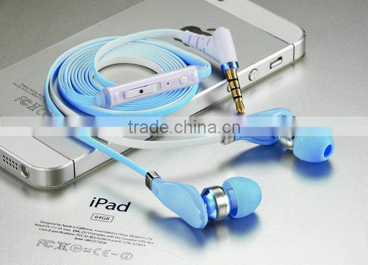 Custom Bulk and Cheap Earphones