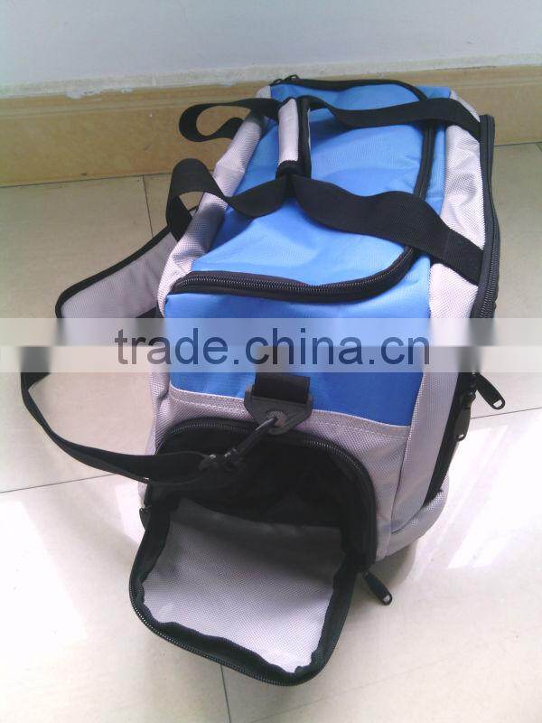 travel bag with adjustable shoulder strap with shoe bag