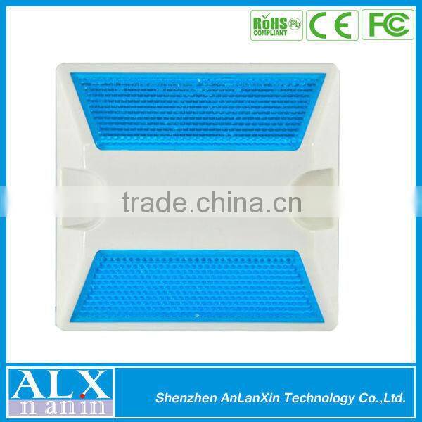 reflective pavement stud