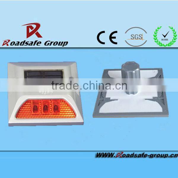 Road safety reflector warning triangle