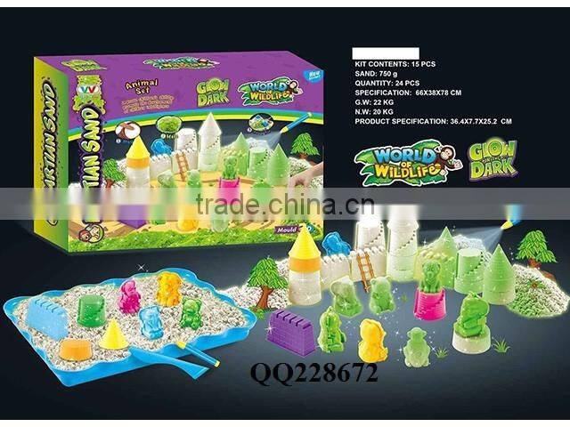 Glow in the dark 750G sand+1pcs sand tray+14pcs sand mold,kids toy sand glow in dark