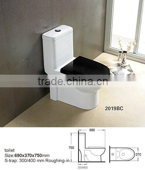 Made in China Wholesales Toilet Export Design Bathroom Ceramic Porcelain WC Toliet