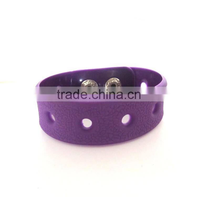 Cartoon PVC kid clap wrist hand customized design flexible clap ring bracelet