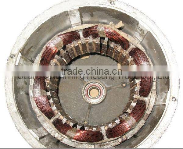 Water turbine generators for home use / Small water turbine generators