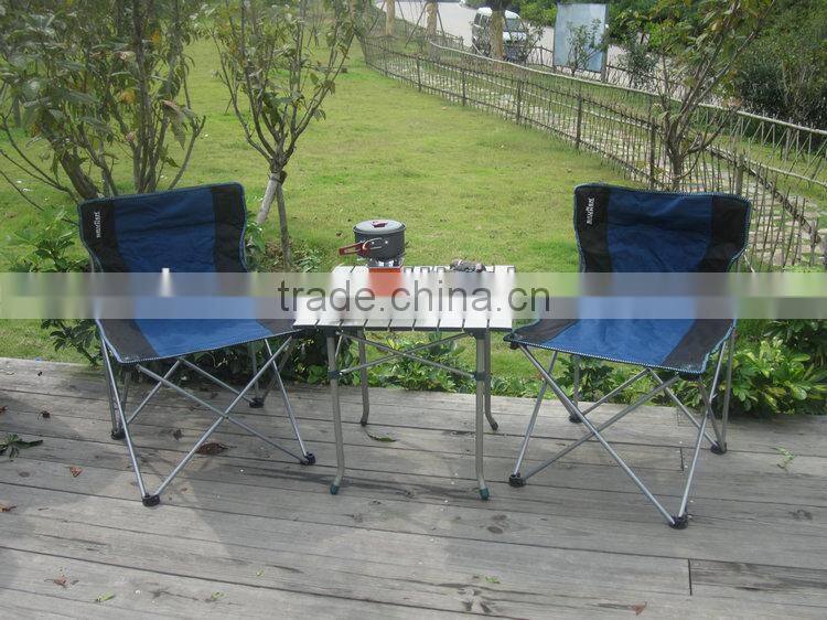 Foldable picnic chairs and table sets