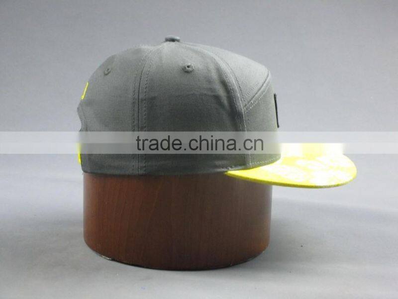 Custom cotton twill 7-panel snapback cap with embroidery logo