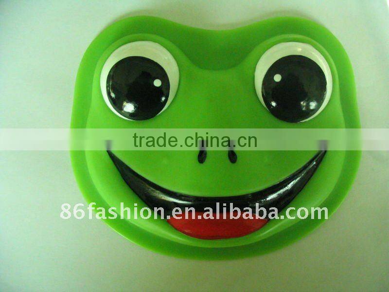 mask,plastic mask,animal mask,cartoon face