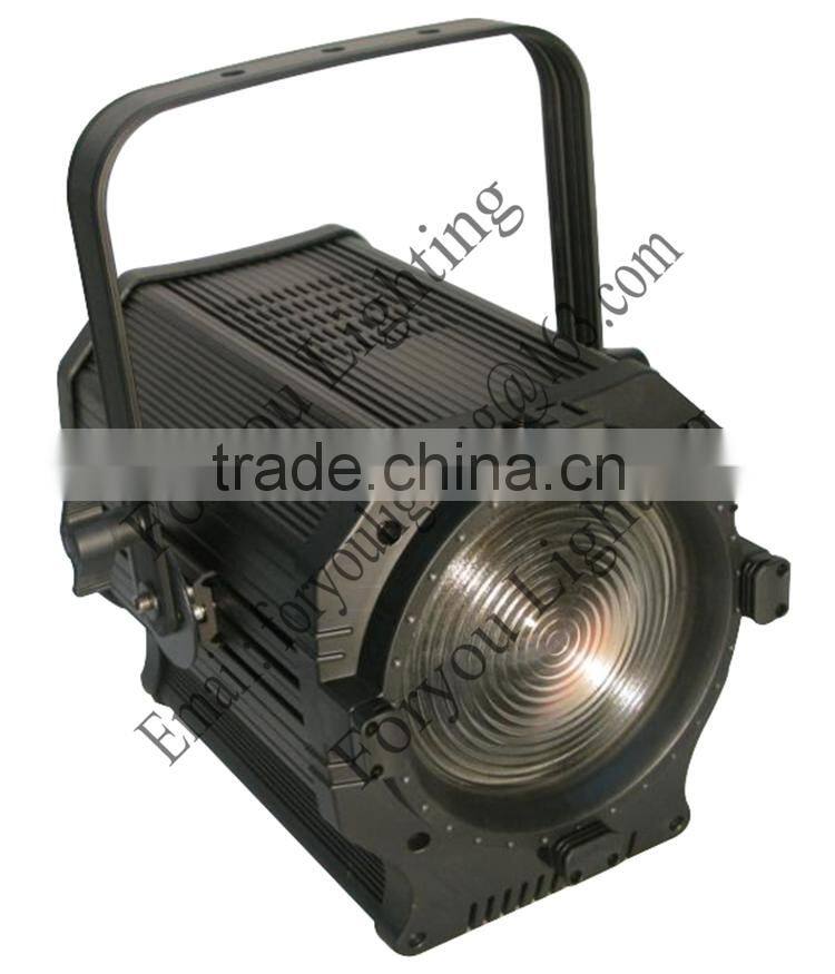 3-Year Warranty Wholesale Price Pro Stage Electronical Zoom 150W RGB 3IN1 COB Theater Light