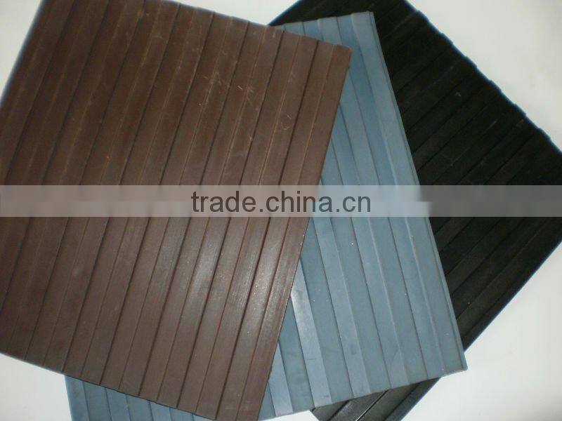 grey wide groove rubber sheet
