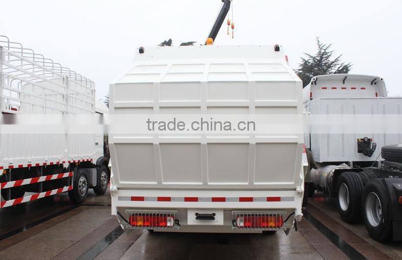 White HOWO Waste Collection Vehicle 266HP 4X2