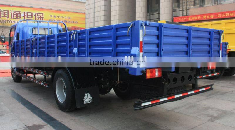 Diesel Fuel Type and New Condition SINOTRUK howo 4*2 cargo truck