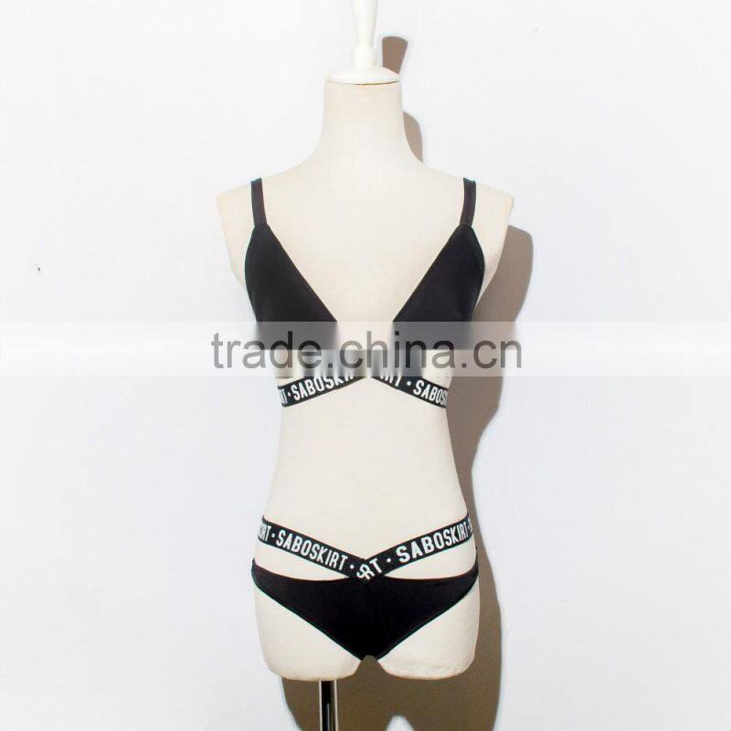 2017 new design open sexy girl full photo Letter printing strappy bikini triangle cross bandgae bikini swimsuit bathing suit