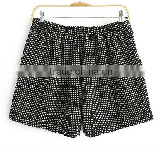 Hot selling high quality new design ladies casual fashion dot print shorts
