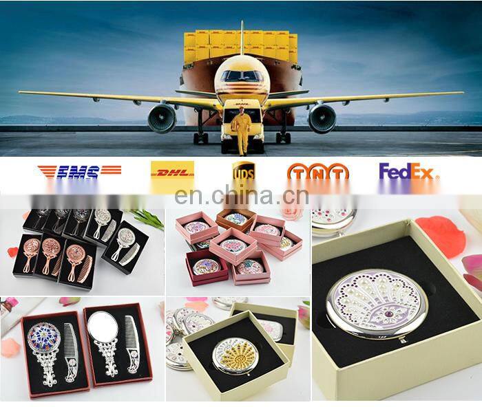 Magnetic closer pu leather compact pocket mirror