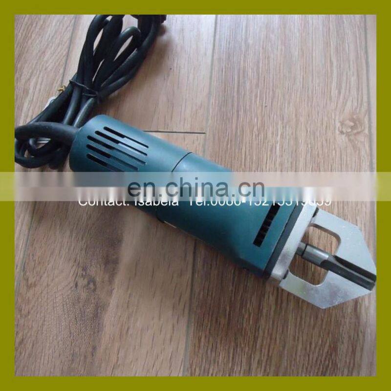 Electric portable manual corner cleaning tool for PVC UPVC window door production