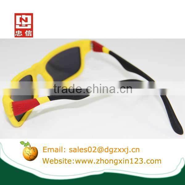 Hot neutral Silicone sunglasses with polarized lens