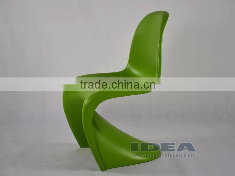 Replica Verner Chair - Green Color