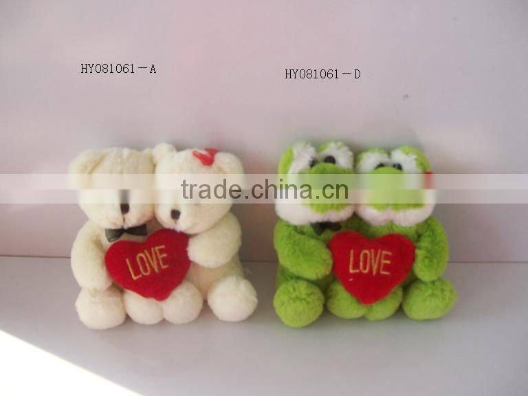 Saint Valentine's Day Hug Heart Bear Couple