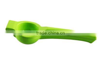 manual lemon juice squeezer