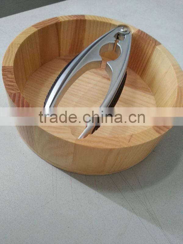 2014 New design promotional new nut cracker, high quality
