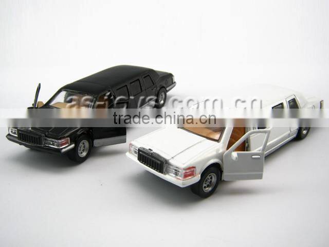 1:32 scale Diecast Model Car with Lighting and Sound