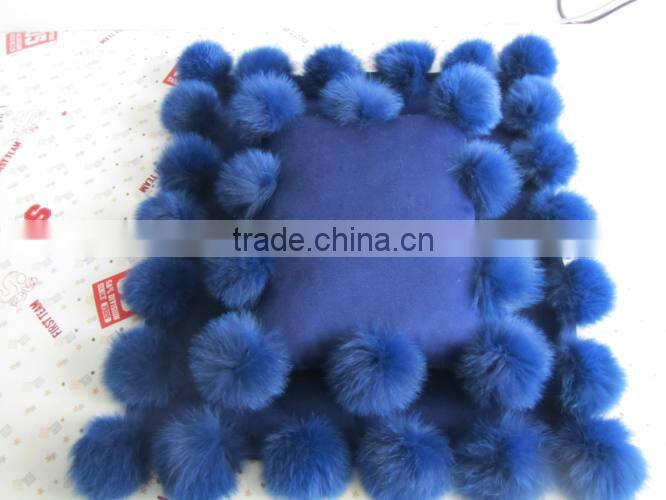 High quality blanket and cushion from China