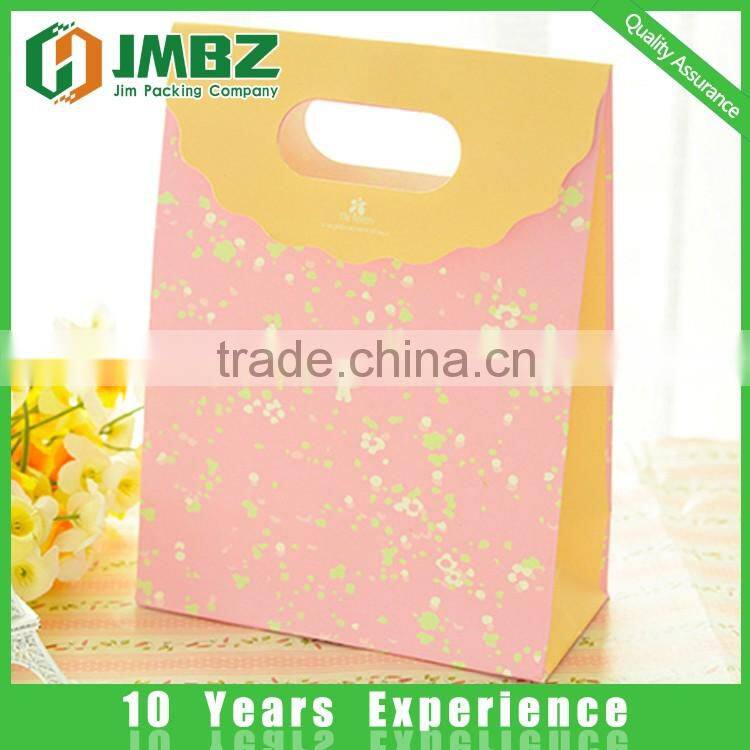 Paper Material and Accept Custom Order paper bags for christmas gifts