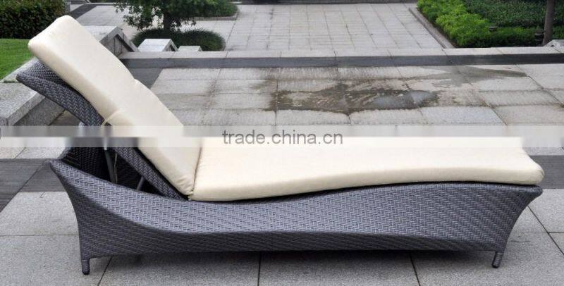 Wholesale Outdoor Rattan Longue Chair in Garden