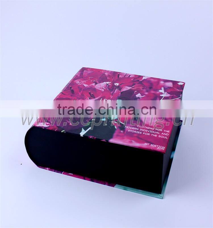 Custom luxury gift wedding candy box with ribbon