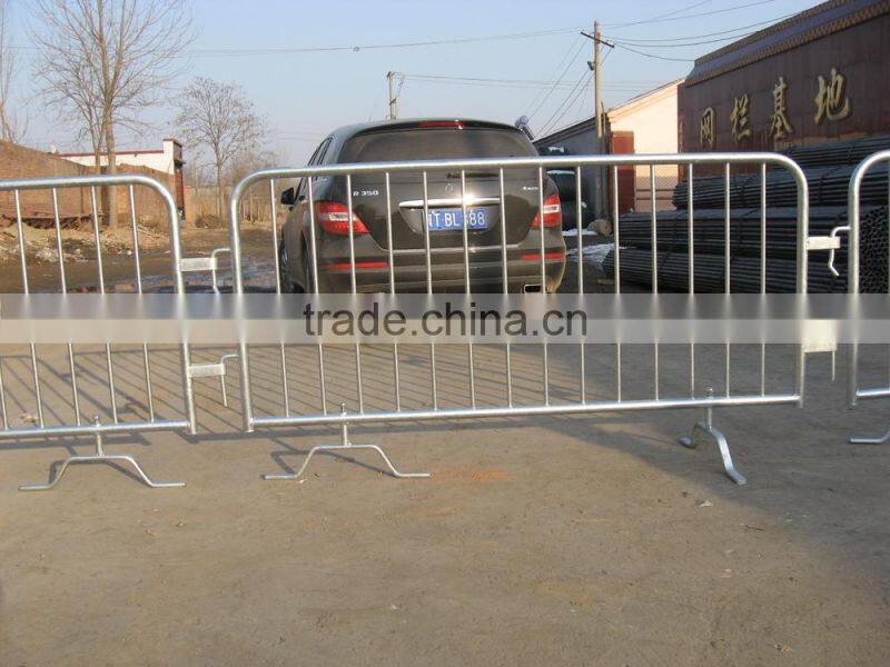 2220x1100mm construction Modular Portable barricade 360 degr welded steel with 3M reflective tape