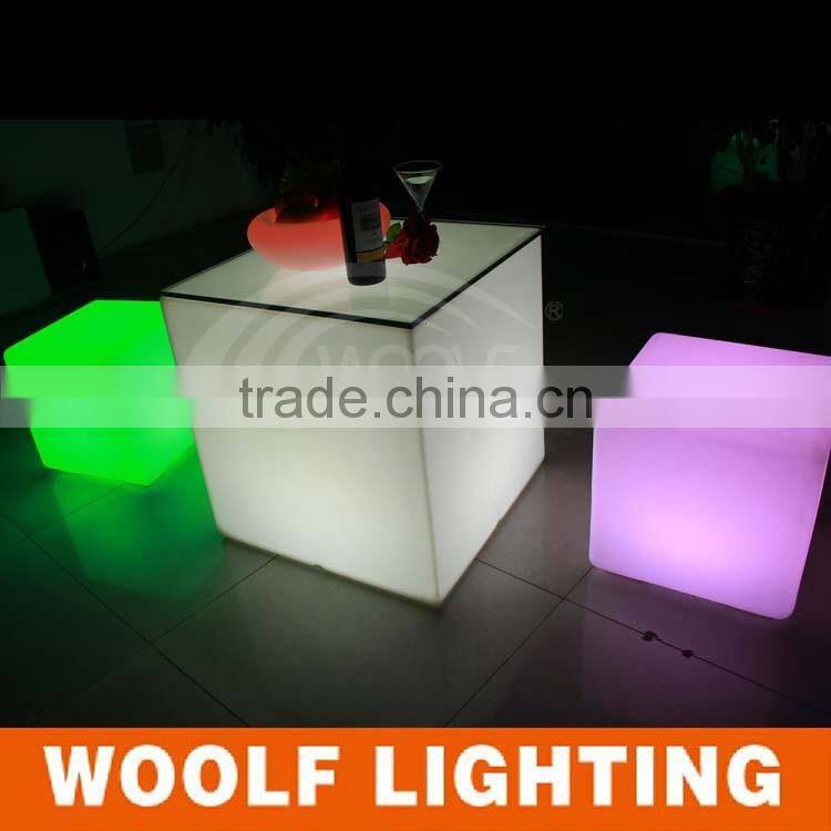 Waterproof Color Changing Illuminated Decorative LED Cube