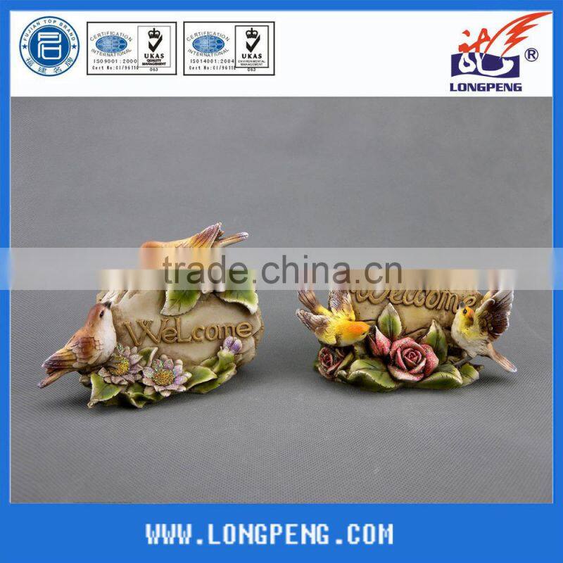 Unique White Welcome Polyresin Bird Garden Decoration