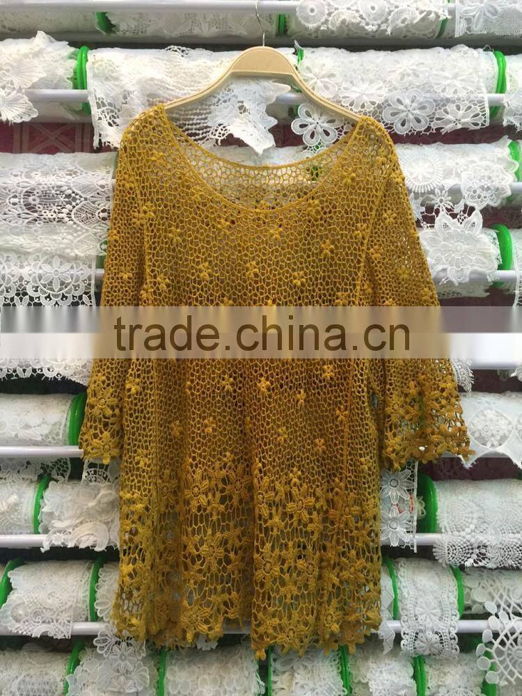 2017 Hollow cut brown color elegant fashion net ladies blouses in Guangzhou