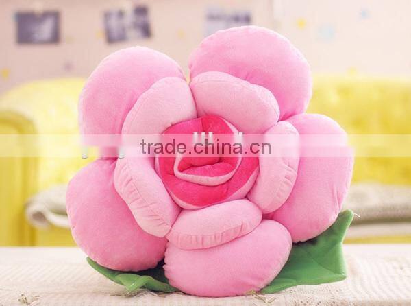 2015 new design plush flower shaped pillow