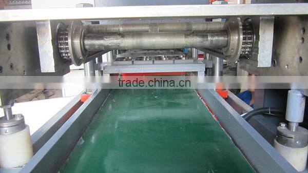 servo motor control plastic thermoforming PP plastic lid cover machine