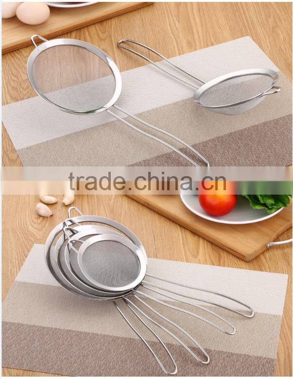 High Grade Eco-friendly Hanging 18/10 Kitchen Accessories Stainless Steel Sifter