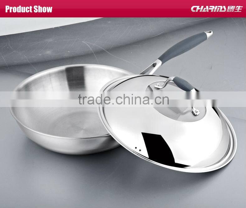 Charms Tri-ply forged aluminum fry pan
